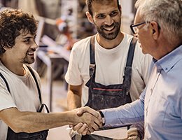 workers-manager-handshake.jpg
